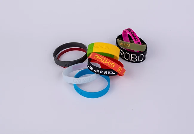 Hot Selling Eco-friendly No Minimum Cheap Custom Logo Silicone Bracelet Wristband As Advertising Gifts