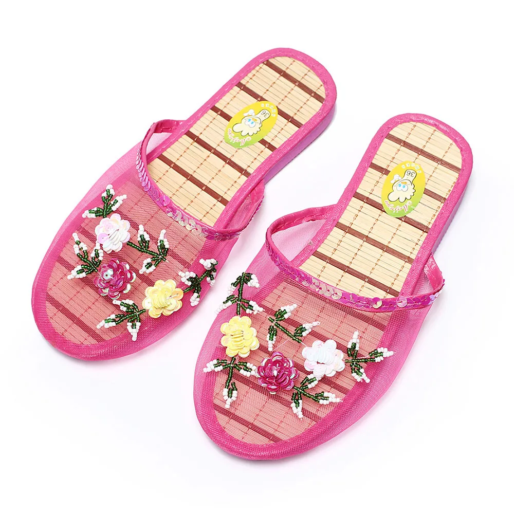 Summer refreshing and breathable home sandals creative embroidery flower mesh slippers