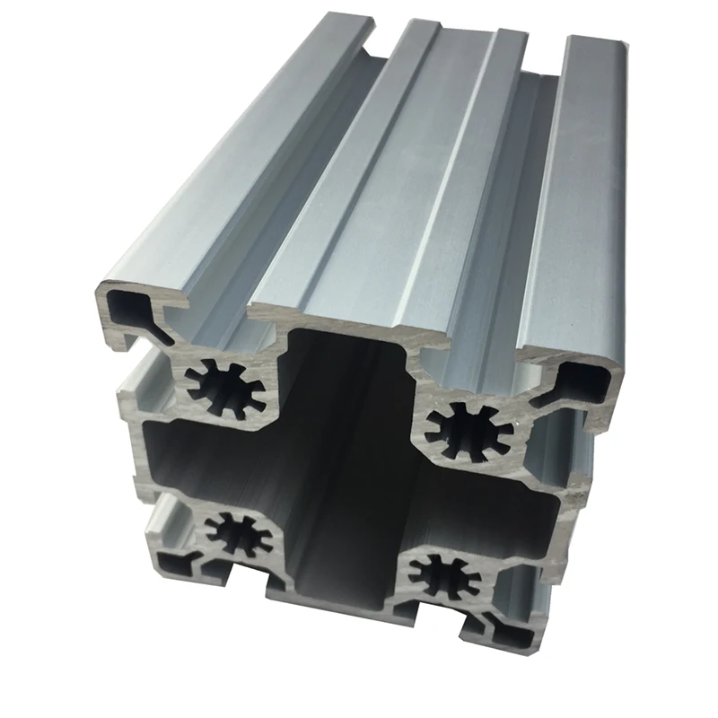 Алюминиевый профиль с отделкой фрезами алюминиевый 45x45 25x25