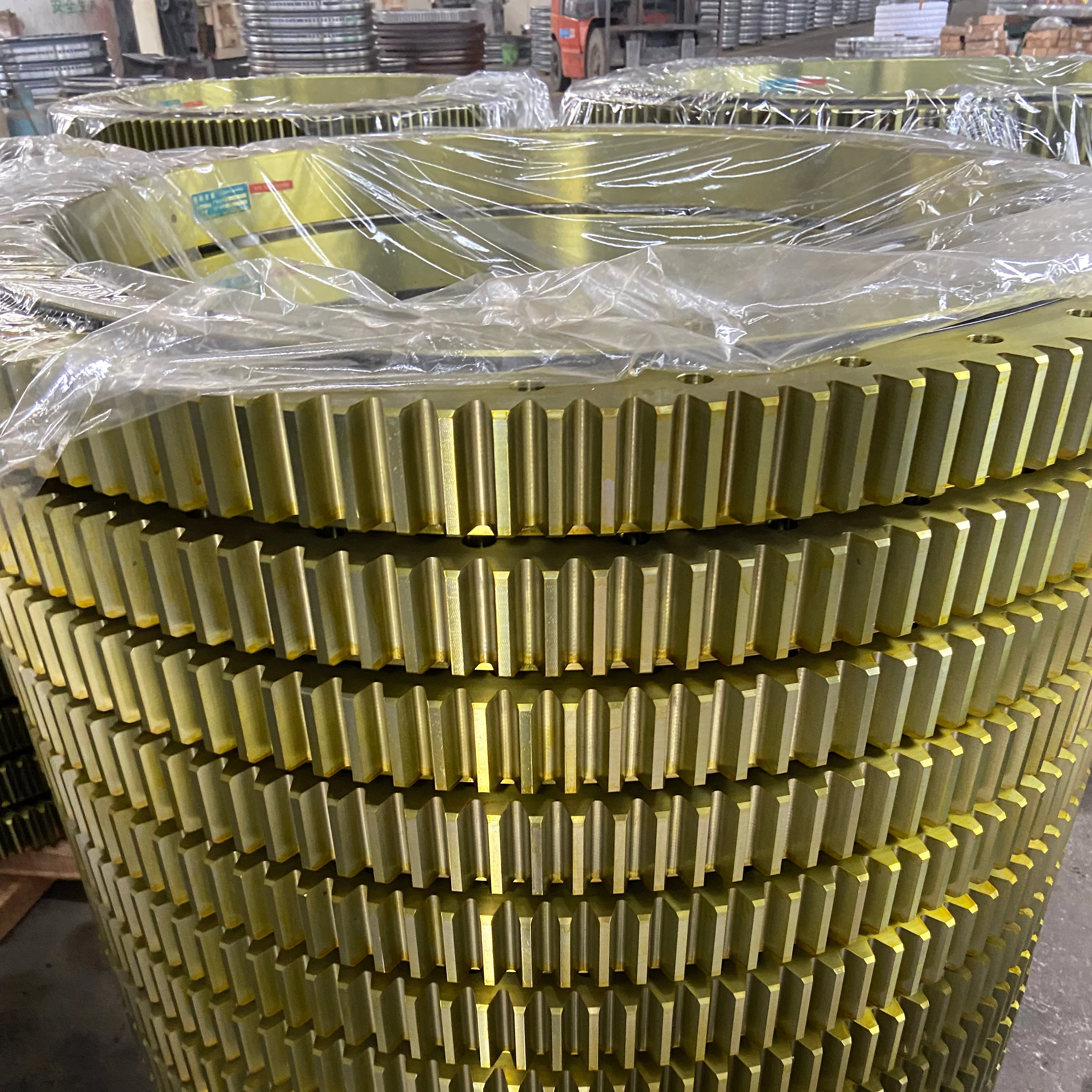 Поворотный подшипник башенного крана