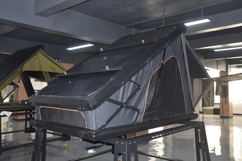 Popular 4x4 Hard Shell Roof Top Tent Car roof tent