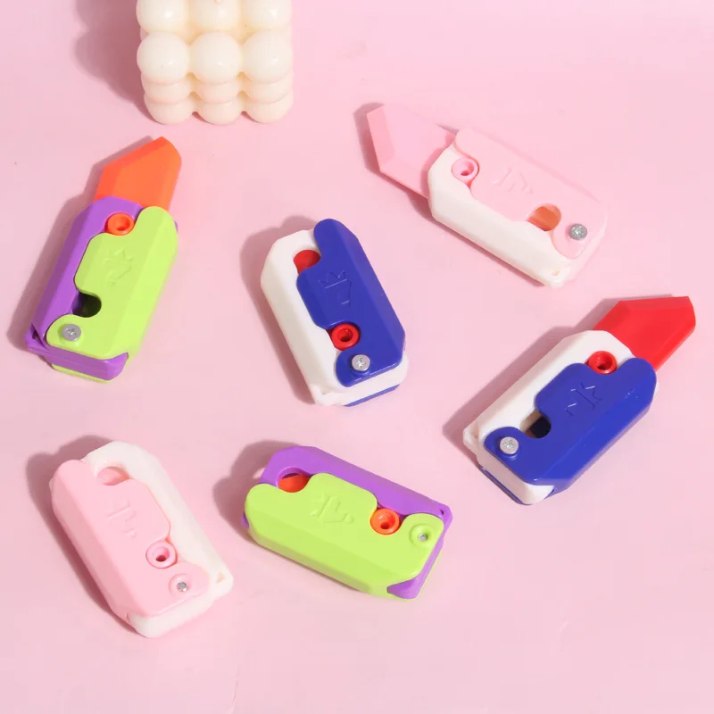 Tiktok Hot Selling Funny toys 3d printing fidget Radish Knife Gravity Straight out creative Comb model toy hair comb