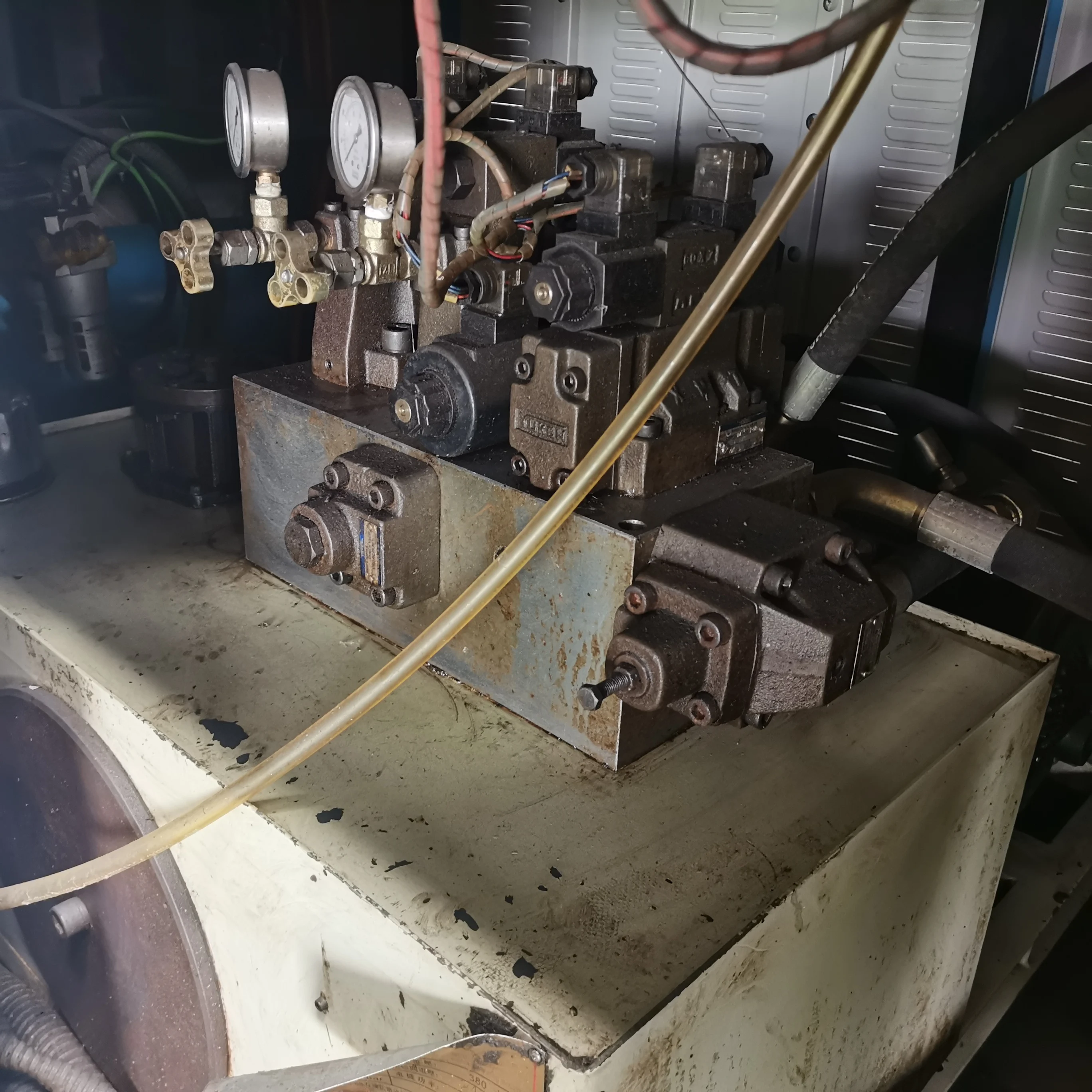 Hot sales Old 2020 Disposable  Cup Making Machine vfk plastic thermoforming  with Factory Price