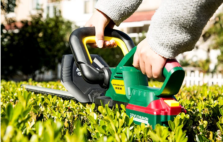 The best selling rechargeable electric hedgerow