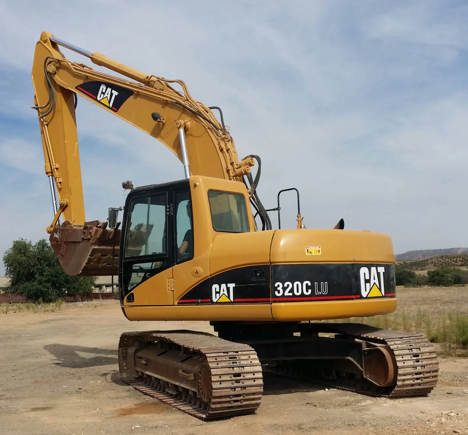 Affordable Used Excellent Working Condition Original Japan Used Excavator Caterpillar 320C