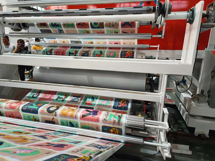 PP/XPE/EVA Foam Sheet Aluminum Foil Kraft Paper Non-Woven Fabrics Hight speed Lamination Machine