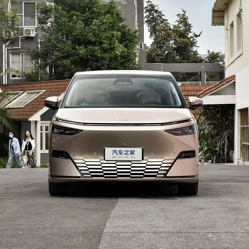New Energy Car Auto Xpeng P7 2023 In Stock 4 Wheel Chinese Cars Electric Vehicle Adult High Speed xiaopeng p7 For Sale