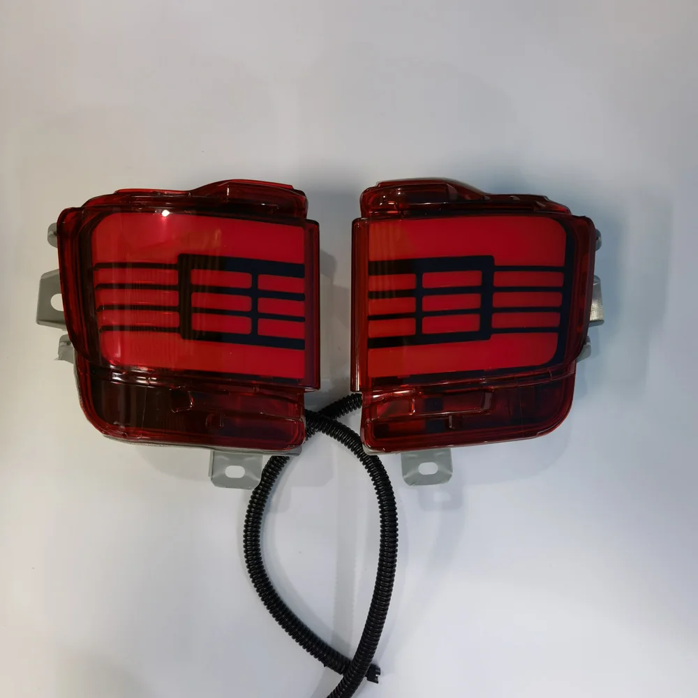 Red rear light for LAND CRUISER 200 Car Accessories Rear Bumper Light Fog Lamp   LC200 2016 2020  Rear bar Fog light FJ200