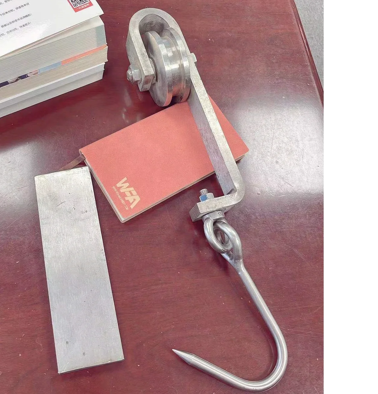 High Quality Cattle Bovine Abattoir Meat Hanging Hooks For Cow Slaughter Slaughtering Equipment Price