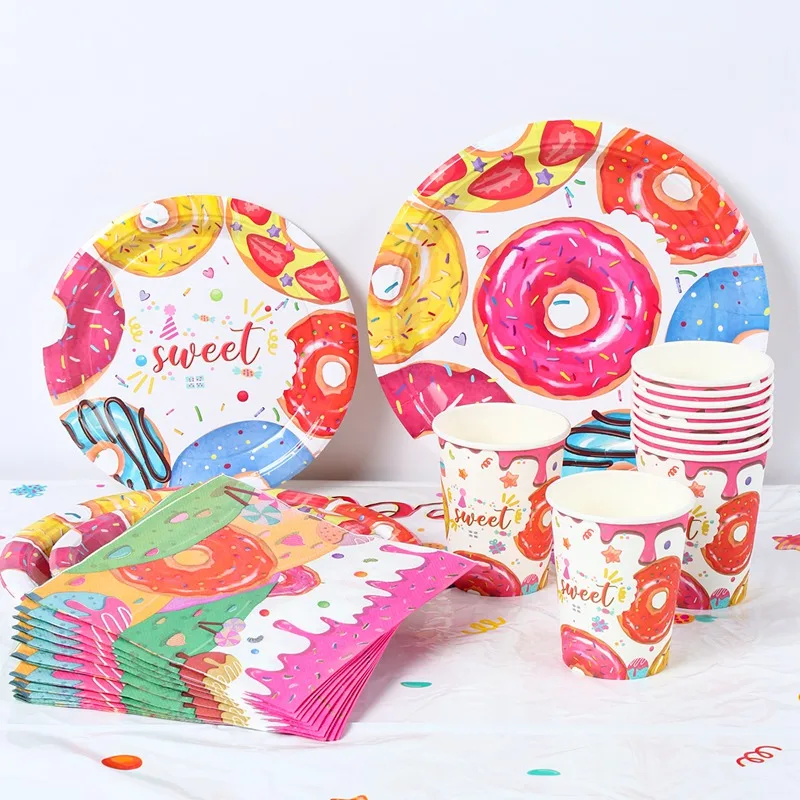 Disposable Tableware Set Paper Plates Napkins Cups Party Supplies Kits For Birthday Graduation Wedding