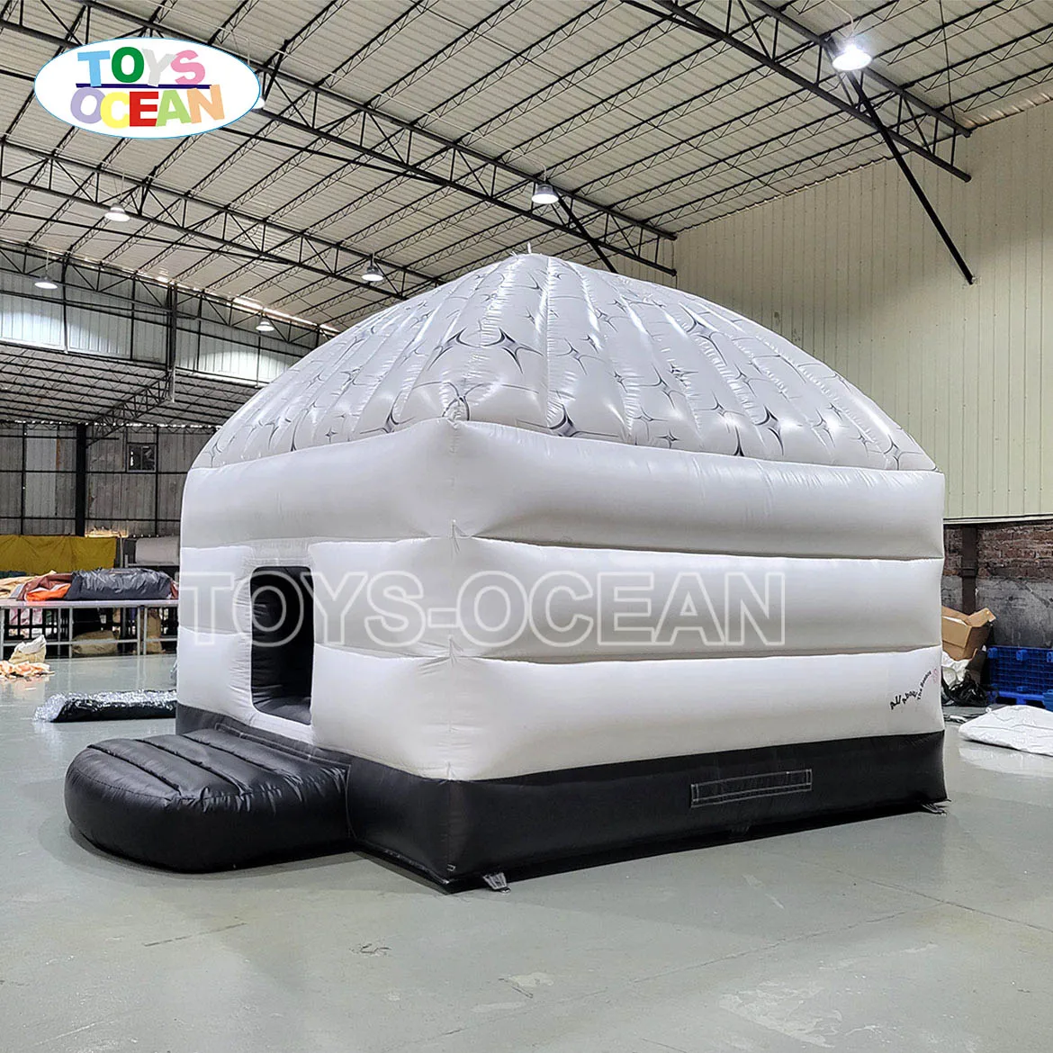 White color Cheap Dome Music Disco Custom Inflatable Bouncy Castle bounce houses bouncy castles for party