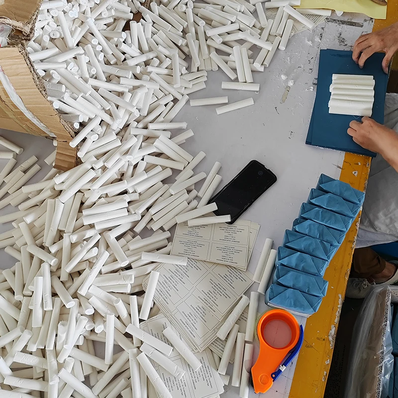 Factory direct wholesale strong stable sterile hemostatic gauze bandage medical plaster gauze bandages roll