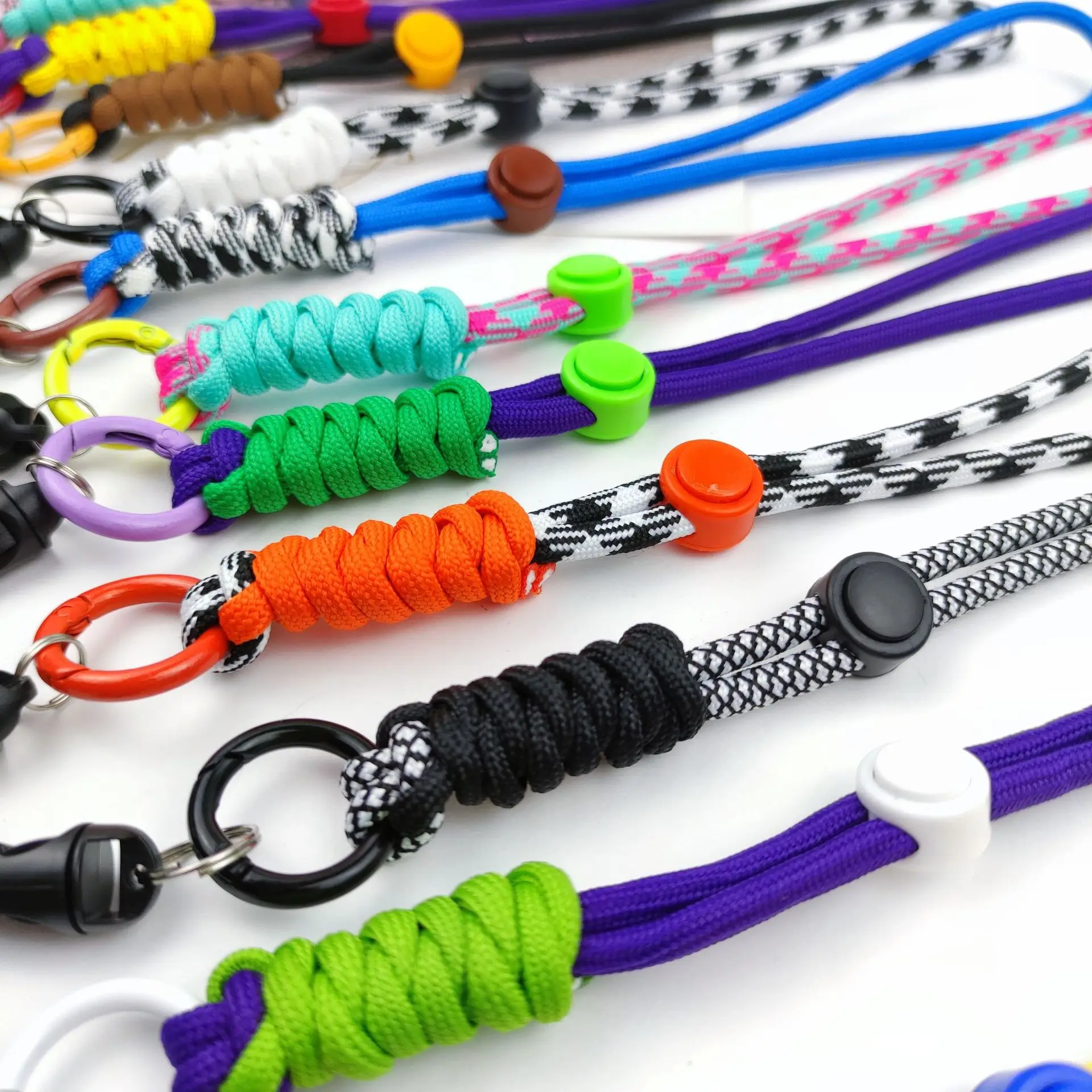 Designer Universal Crossbody Necklace Cell Mobile Smartphone Patch Tab Lasso Tether Strap Phone Case Lanyard Accessories