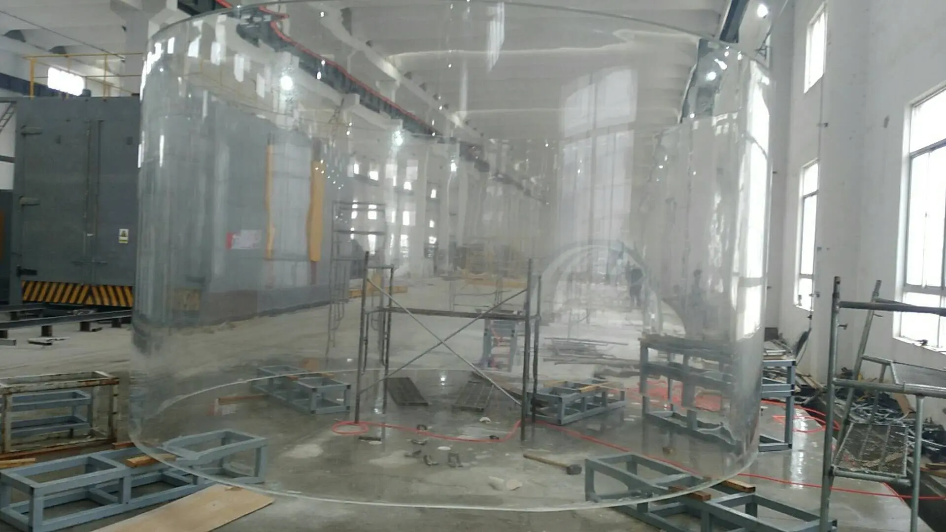 Grandview large size cylindrical Acrylic fish tank rimless aquarium