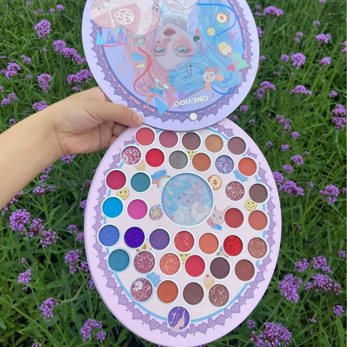 Custom Logo 100% Vegan Palette 15 Vibrant Colors Liquid for Eye Shadow Makeup Artists Enthusiasts