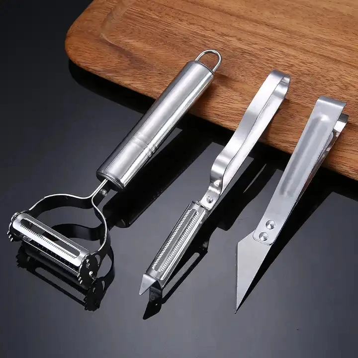 2023 Top selling Kitchen Gadgets Stainless Steel 3 in 1 Set Fruit Paring Knife Clip Grater Multifunctional Vegetable Peeler