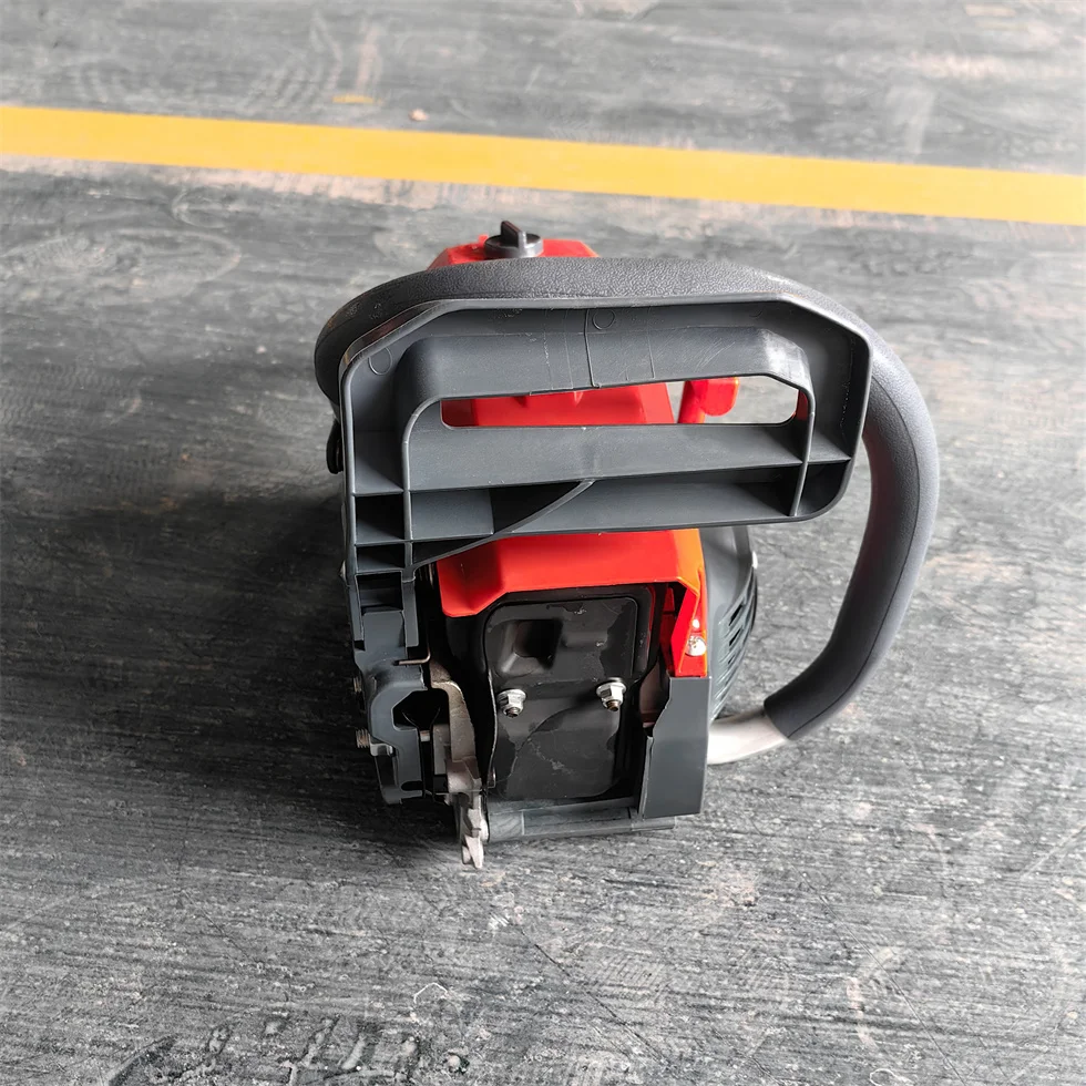 Hot selling Gasoline Chainsaw Petrol Power Chain Saws 2-Stroke 38CC Chainsaw Factory Price