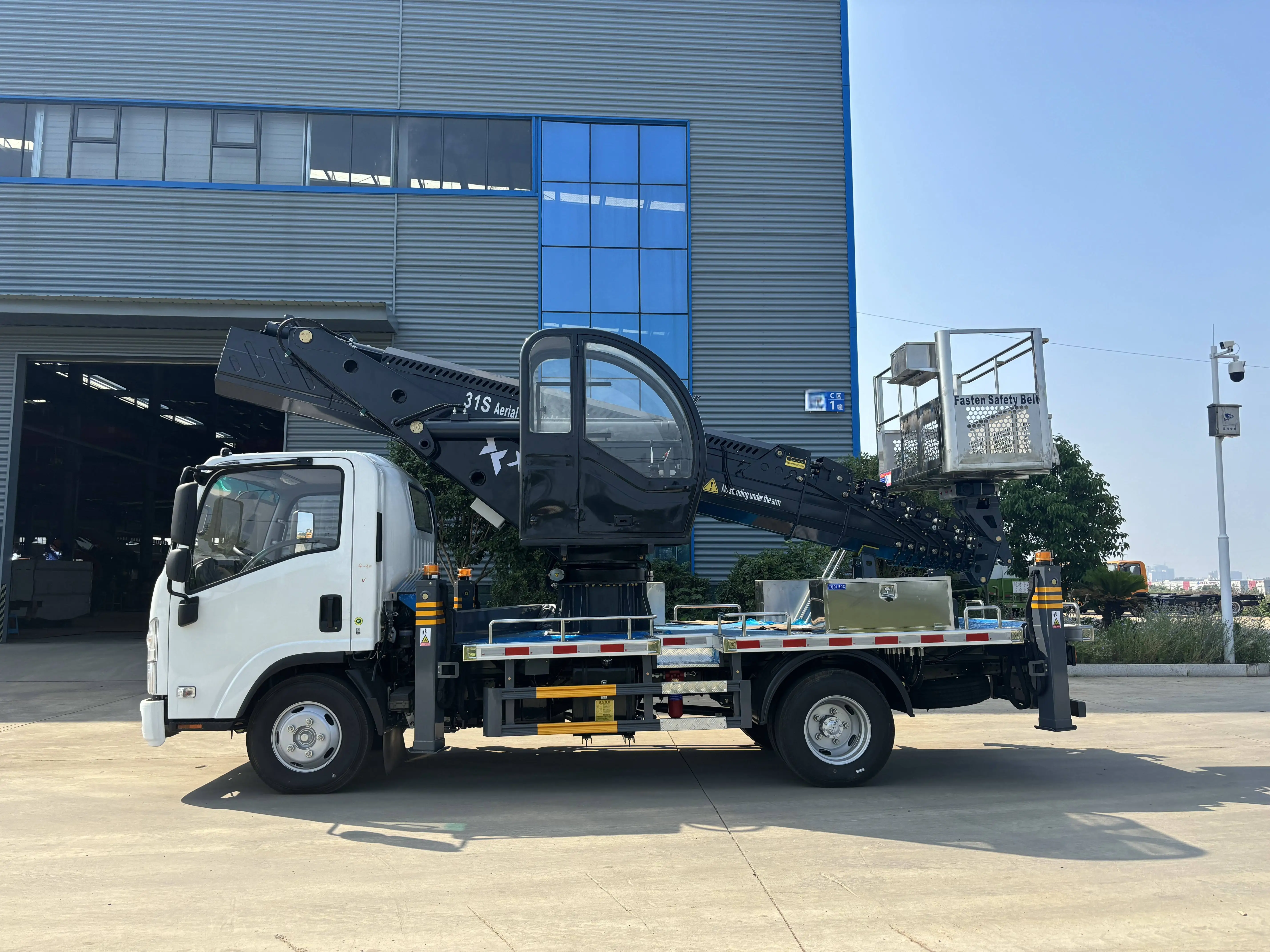 2024 Brand new Export Isuzu 31 meters