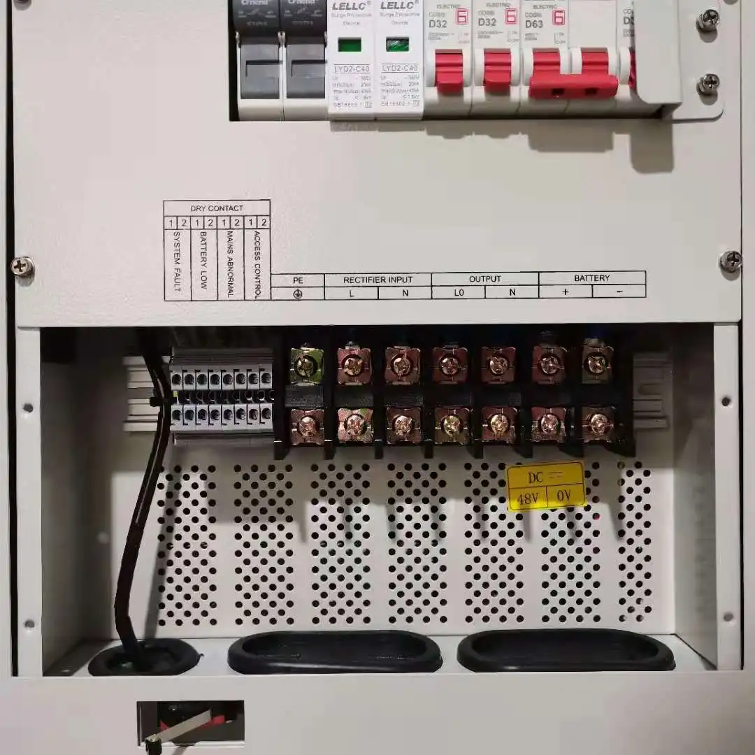 Single Phase White Colour IP43 Hybrid Solar 1KVA-20KVA Light Online Outdoor UPS Power Supply System For Outdoor Use