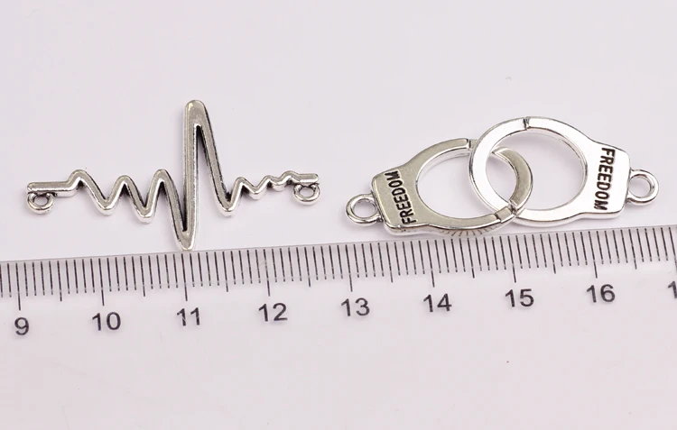 Custom Silver Zinc alloy Infinity handcuffs jewellery connectors  Freedom charms bracelet pendant for jewelry making
