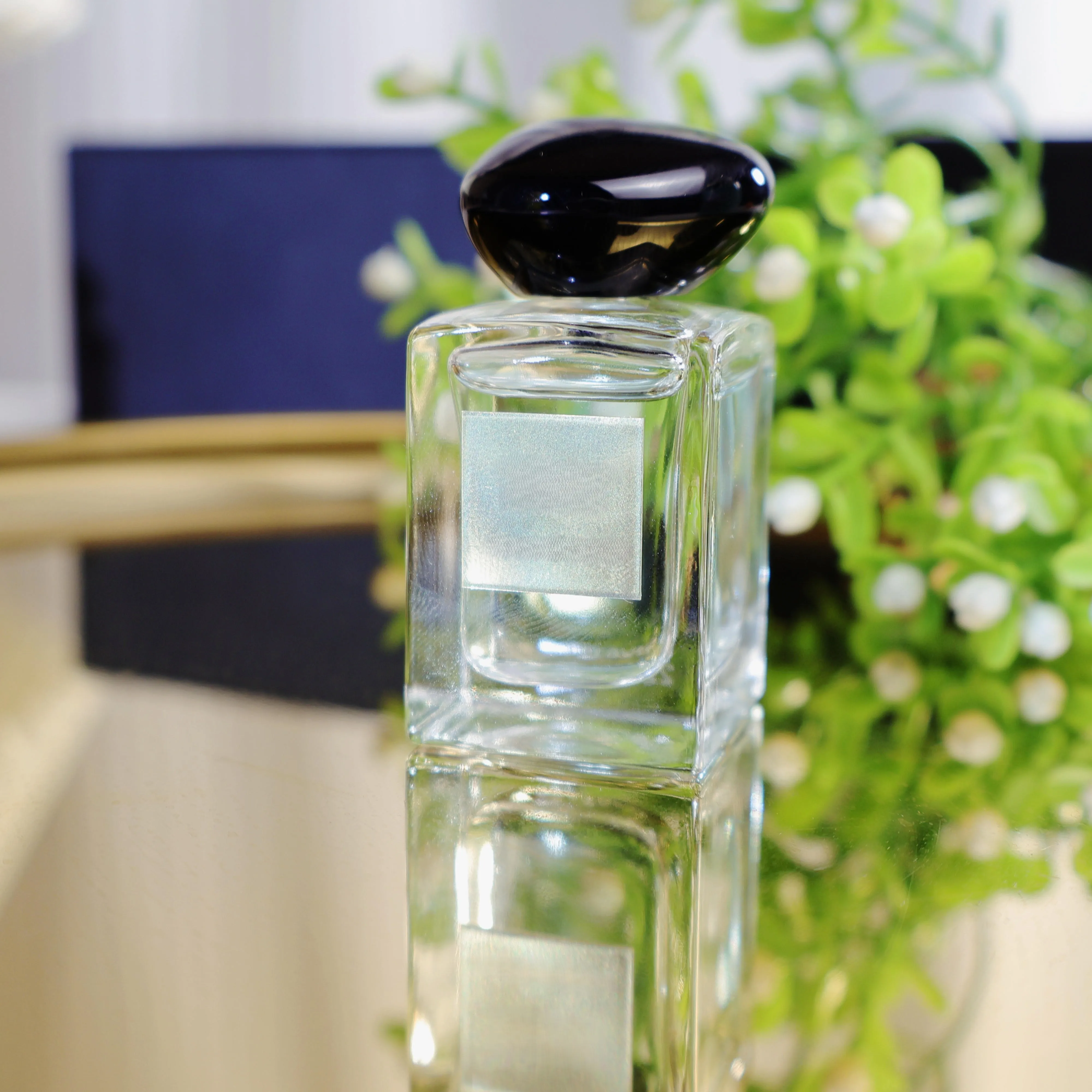 Wholesale Luxury custom  YULONG  50ml 100ml Square Empty Bottle Stone cap Empty Glass Perfume Bottle with box