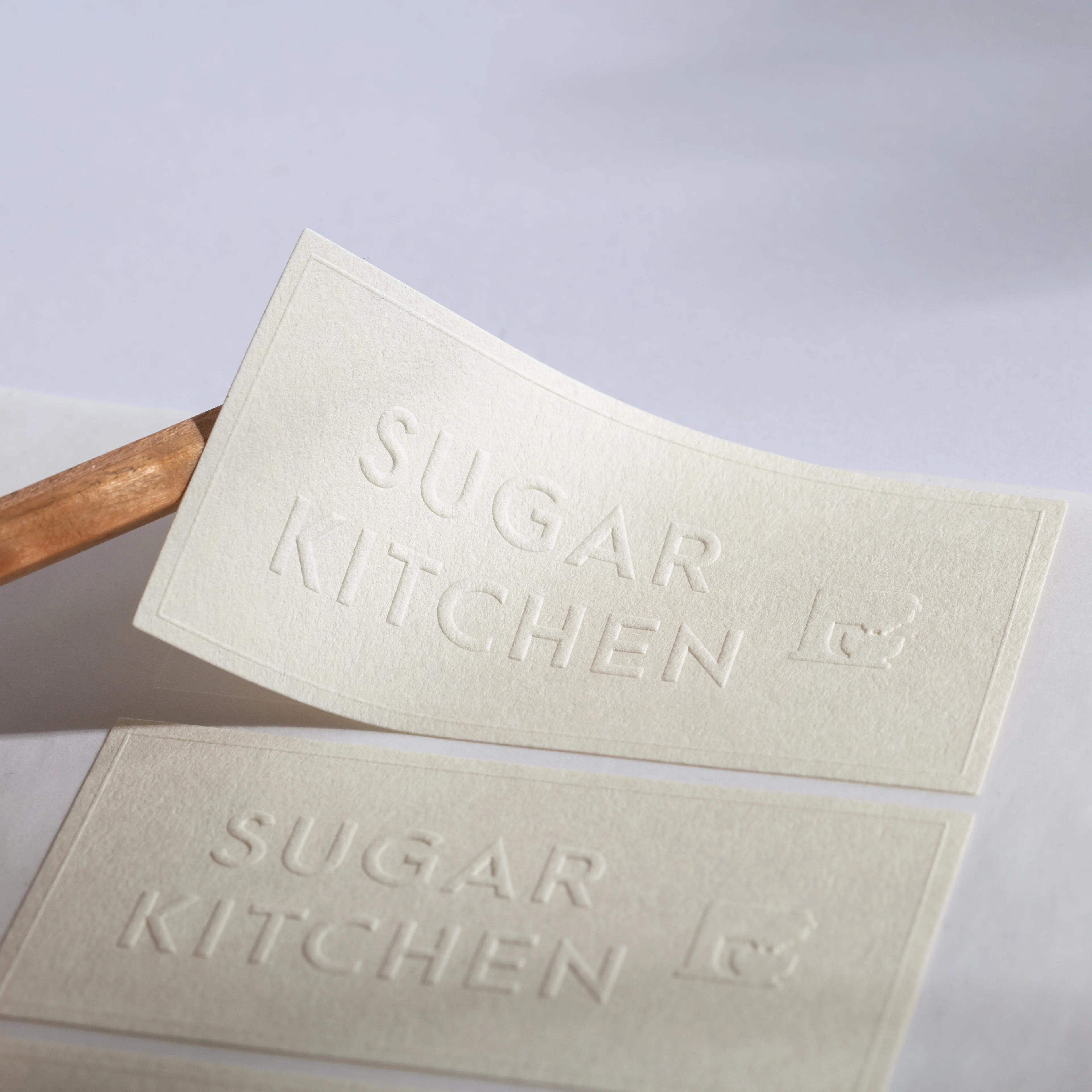 Customized Printing Logo Brand Special Texture Paper 3D Embossed Logo Sticker Packaging Labels for Perfume Bottle