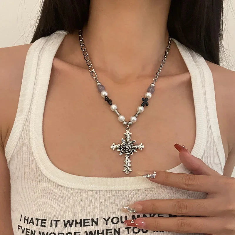Vintage Personality Flower Cross Pendant Necklaces for Men Women Ins Hip-hop Pearl Beaded Necklace Jewelry Accessories