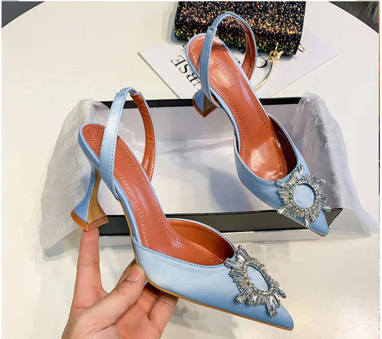 2020 Plus Size High Quality Diamond Ladies Dress Shoes Women Shiny High Heels 6-8cm Pointed Toe Pumps