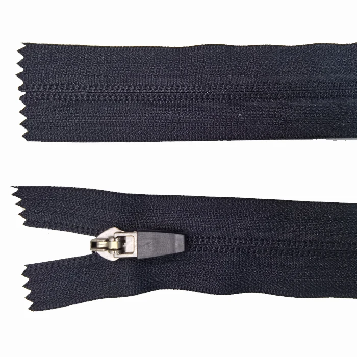 Factory nylon reverse zipper #5 short chain custom polyester nylon  close end zipper for garment