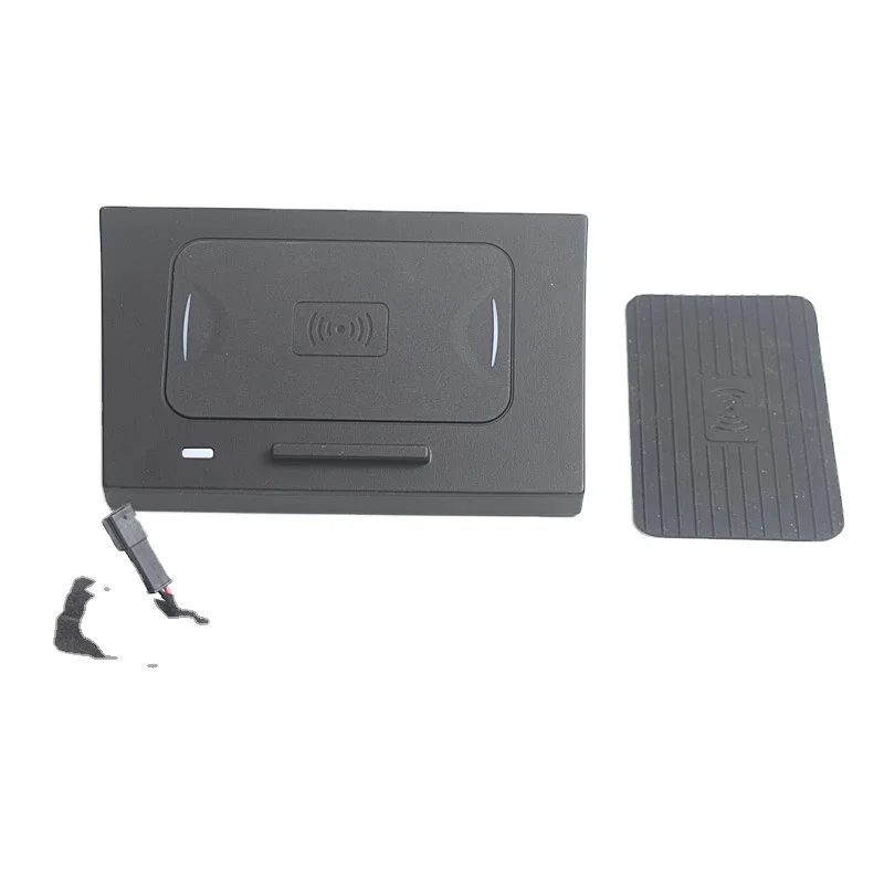 Car Qi Wireless Charger For Hyundai Elantra AD /Avante Accessories15w Fast Phone Charging Plate Adapter Modification 2016-2018