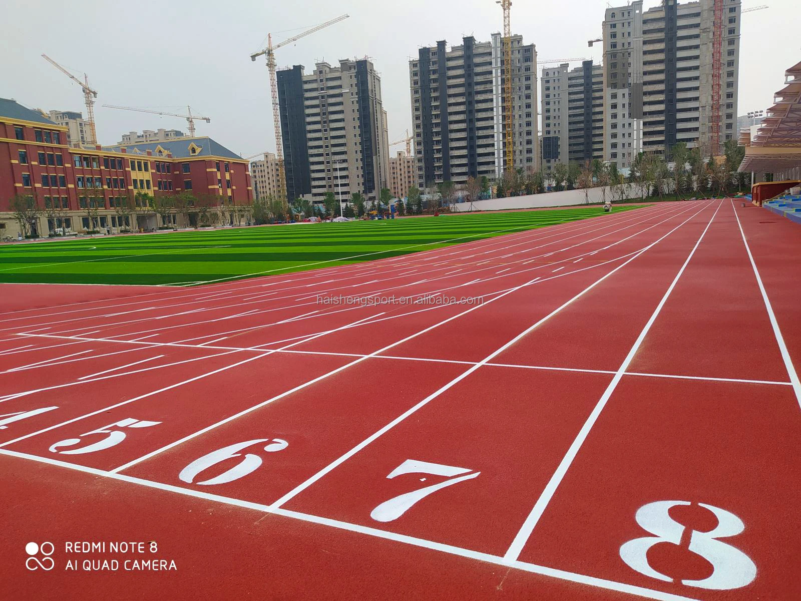 All Weather Suitable Synthetic PU Spray Running Track epdm rubber granules for soccer feild infilling  for football playground