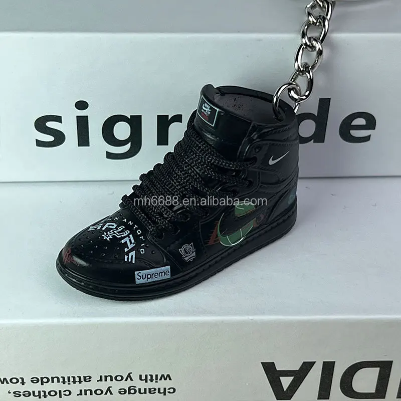 sneaker keychain (9)