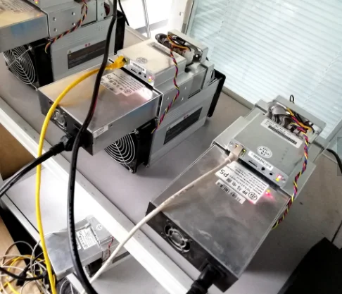 
2018 new arrival Whatsminer M3 Bitcoin Miner all-in-one Machine M3X Miner in stock 