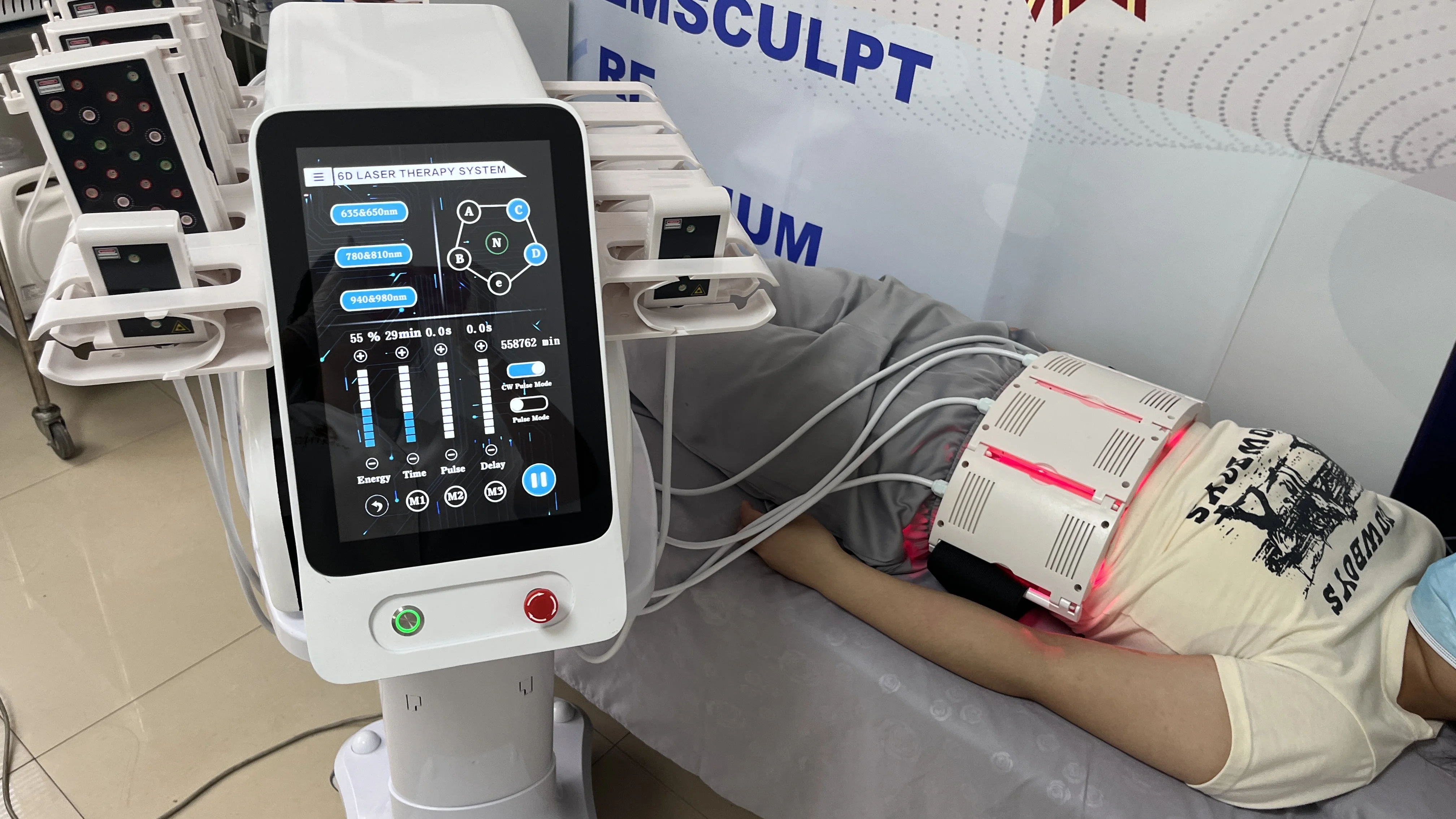 Non surgical no pain weight loss 6D Lazer Lipo Machine Liposuction Laser remove fat without cut clinically proved