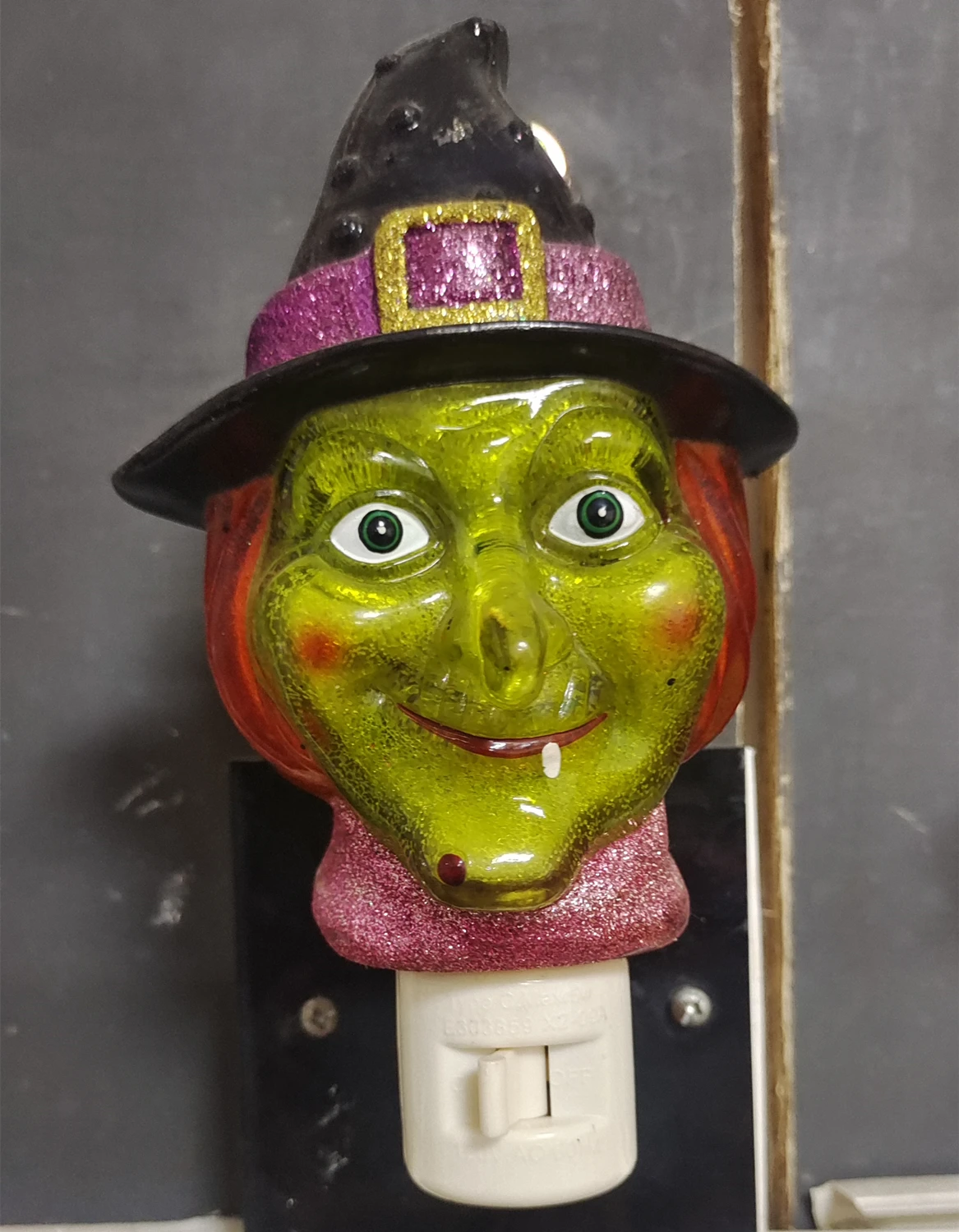 night light 120V 7W with E12 bulb Night Light Base