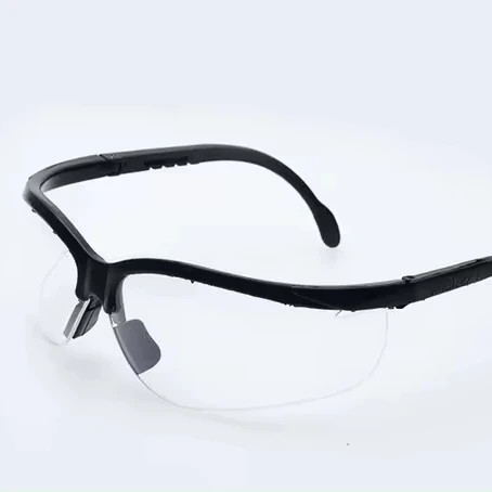 transparent anti scratched/dust/splash polycarbonate safety glasses  UV protection order over 3000 pcs could oem anti fog