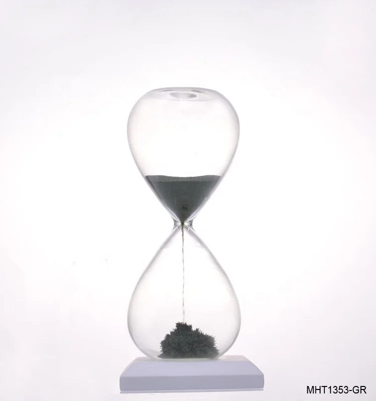 Hot selling new style promotion gifts for holidays and all festivals funny wooden base magnetic sand clock