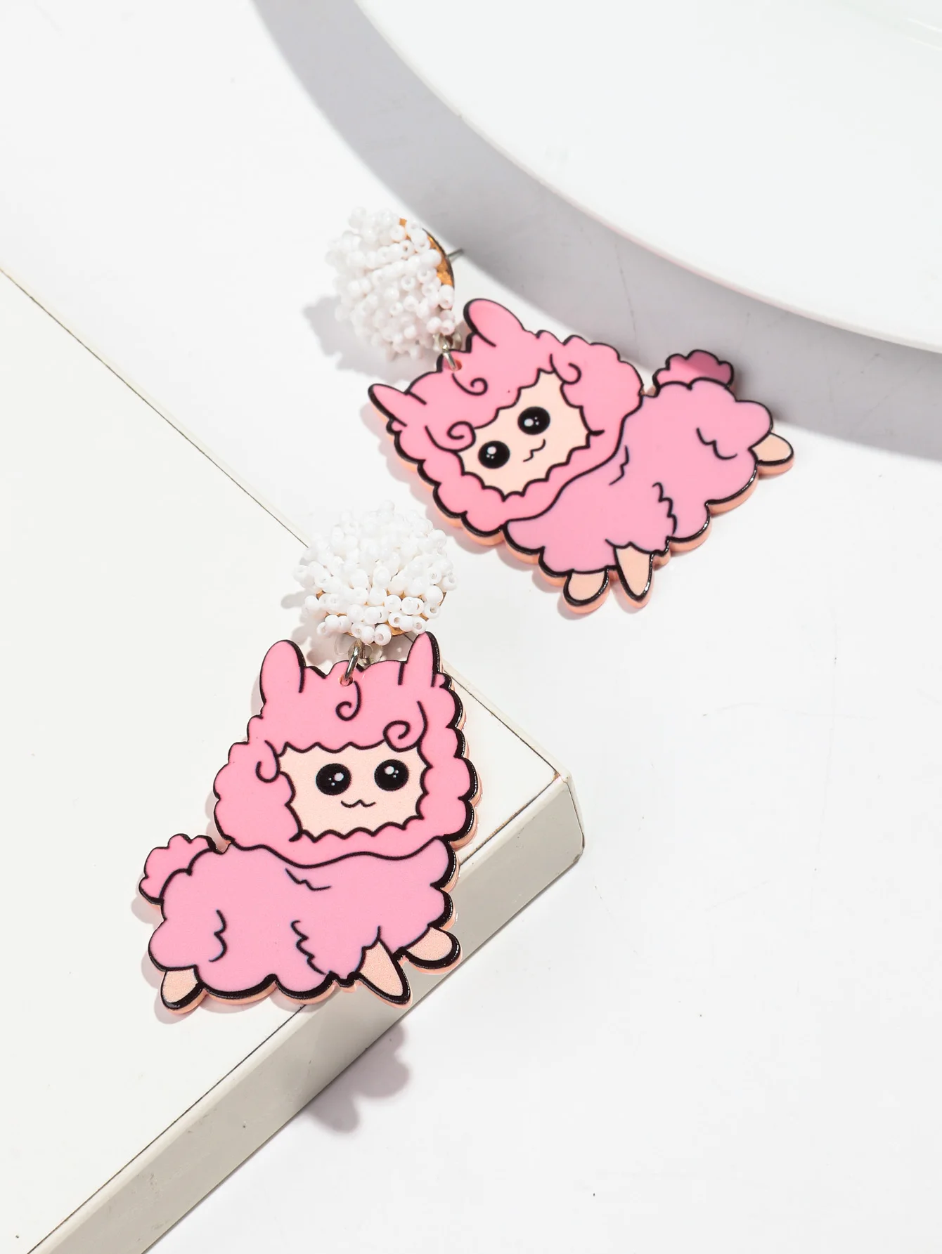 New Boho White Rice Beads Handmade Jewelry Anime Cartoon Sheep Party Gift Cute Pink Lamb Acrylic Drop Earrings for Women Girls