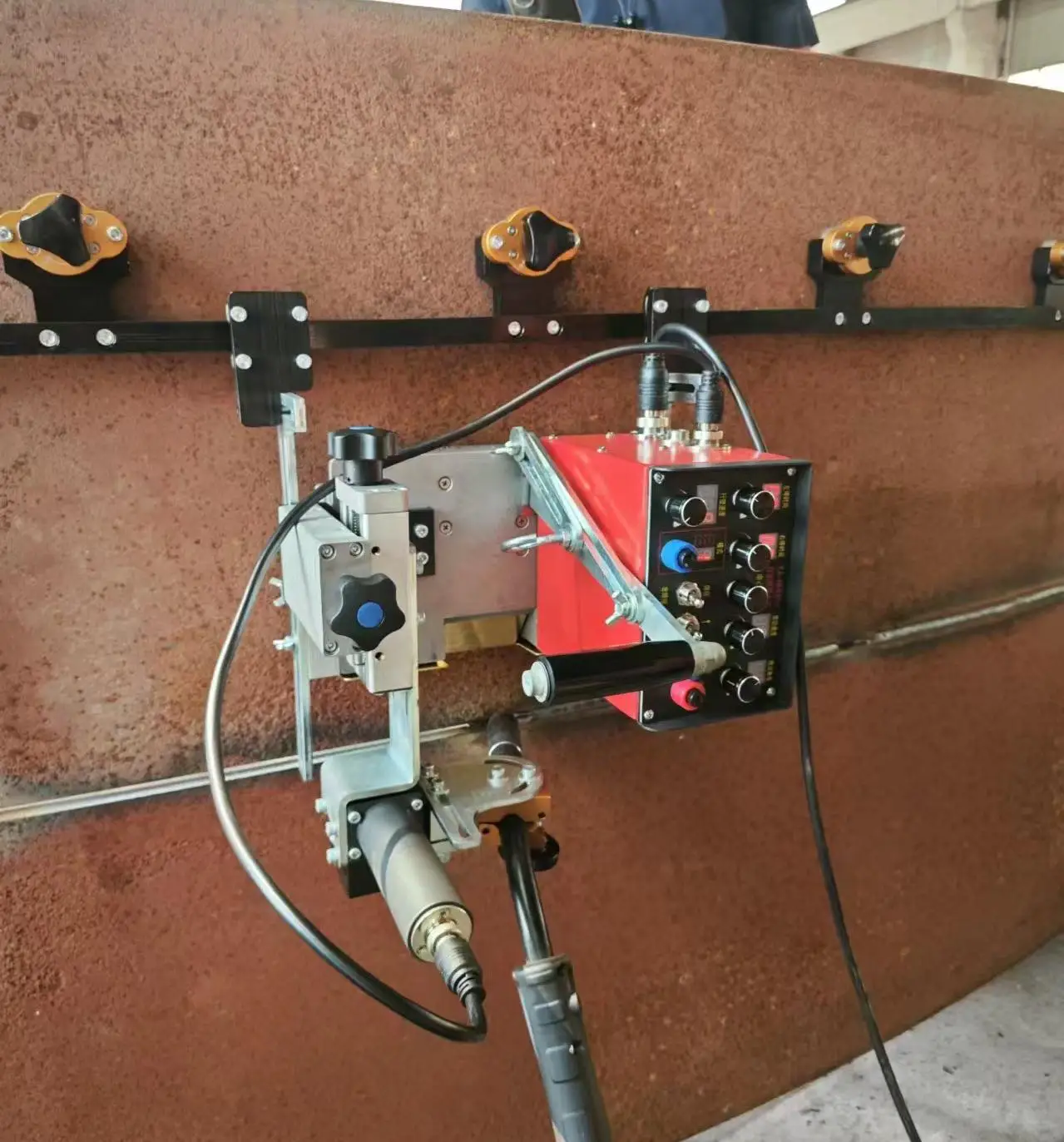 KA-HE9pro Customizablewholesale CO2 gas shielded automatic welding trolley high standard industrial welding machine