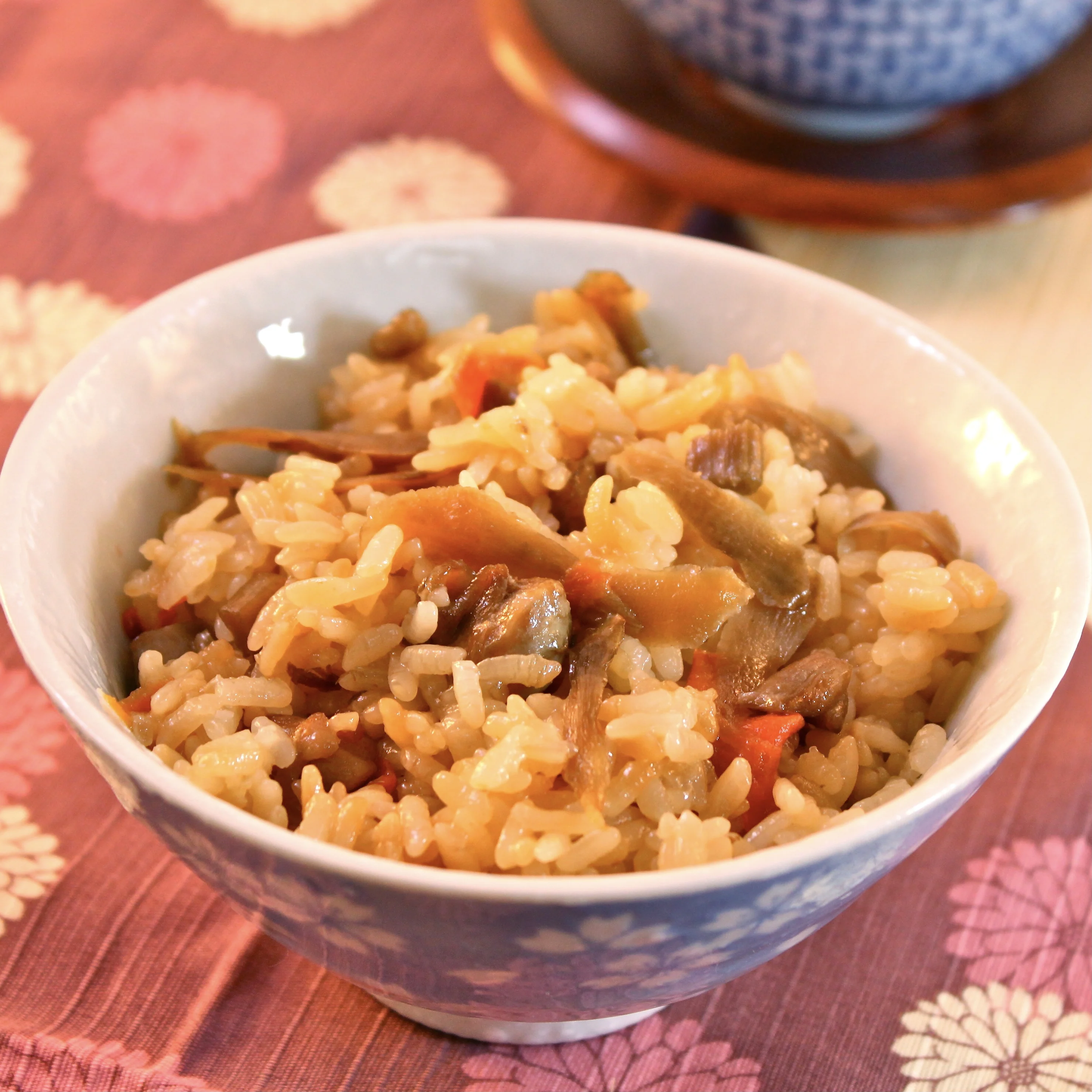 Паровой рис с курицей и ЛОПАТКОЙ консервация корневых продуктов коробка для