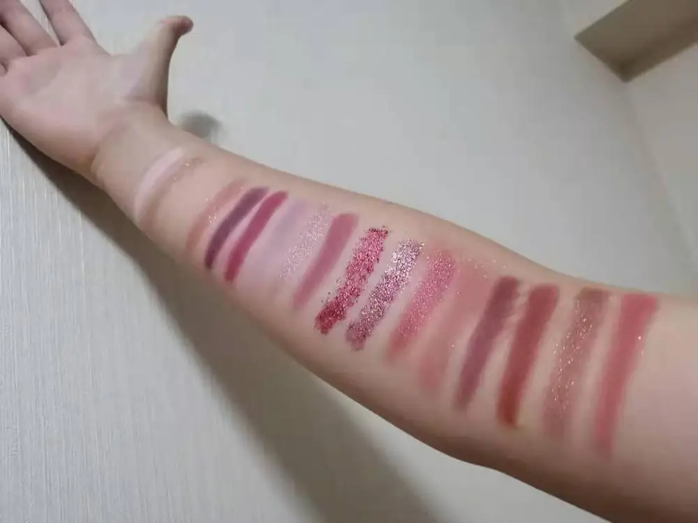 
Wholesale Makeup High Pigment Make Your Own Brand Private Label Glitter Custom Eyeshadow Palette Vegan Waterproof Eye OEM 