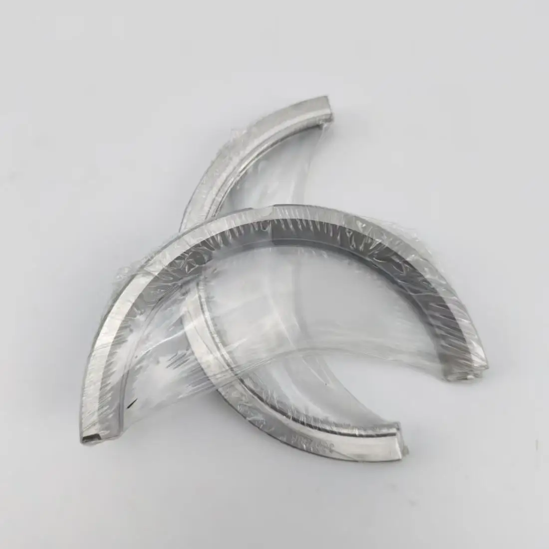 Starter motor M009T83671. Engine part A0061511501. F042001212