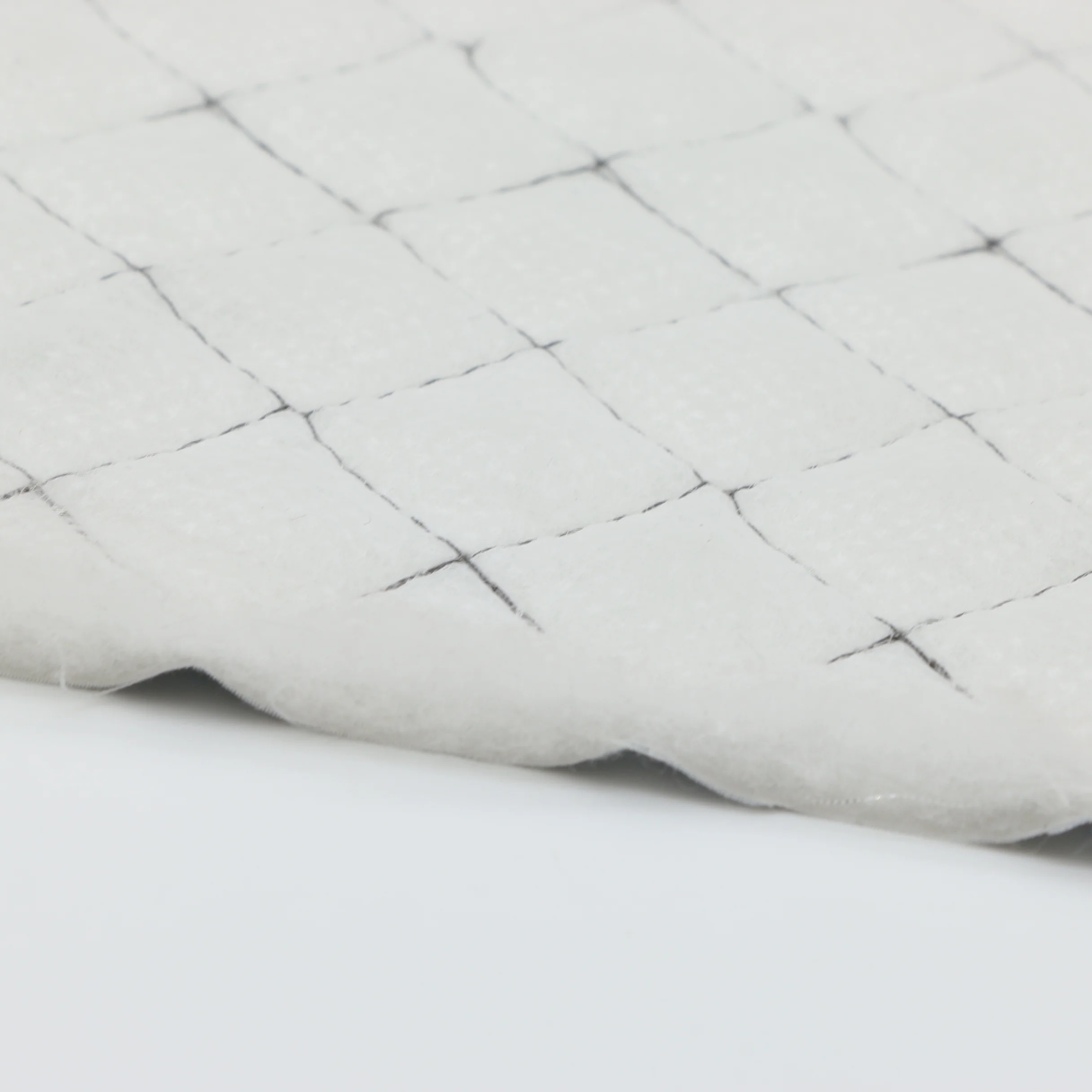 High Quality Waterproof 300T 100% Polyester Taffeta Silver Bronzed Diamond Quilting fabrics