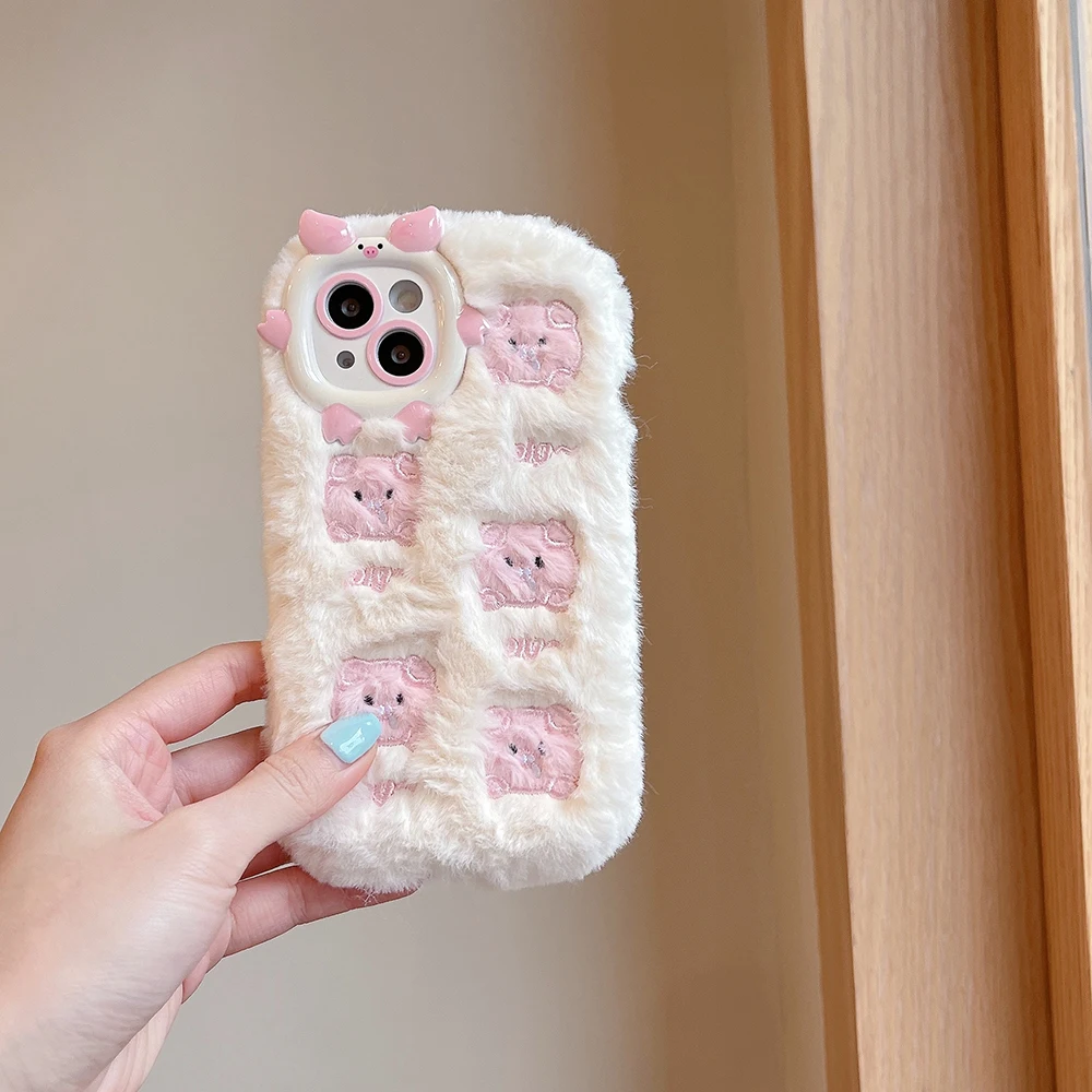 Warm Cartoon Plush Cute 3D Cartoon five lovely pig Handmade Embroidered pigs Cute Piggy Lens Protector