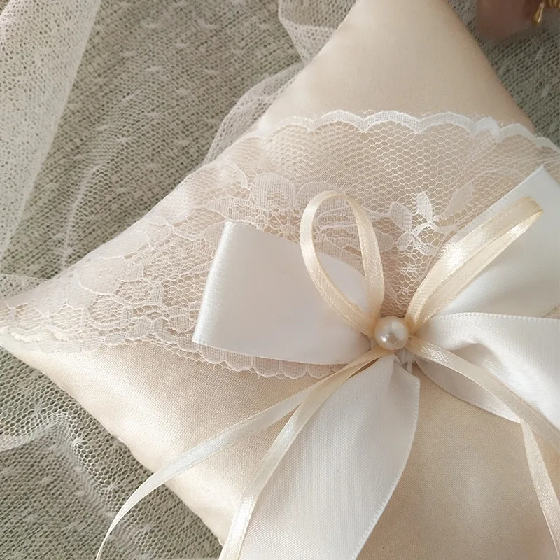 3013 15x15cm European Romantic Bridal Wedding Ring Pillow Double Heart White Handmade Ribbon Cushion Decor for Wedding Ceremony