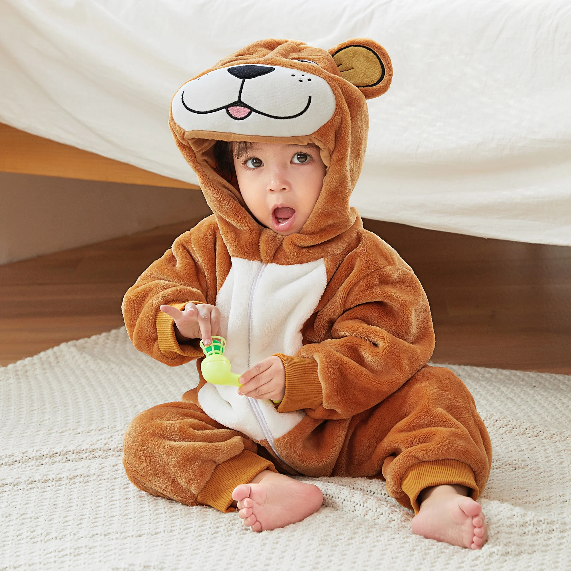 Michley Warm Hot-sale 100% Polyester Flannel Baby Pajama Cute Newborn Baby Onesie Jumpsuits Winter Baby Animal Romper