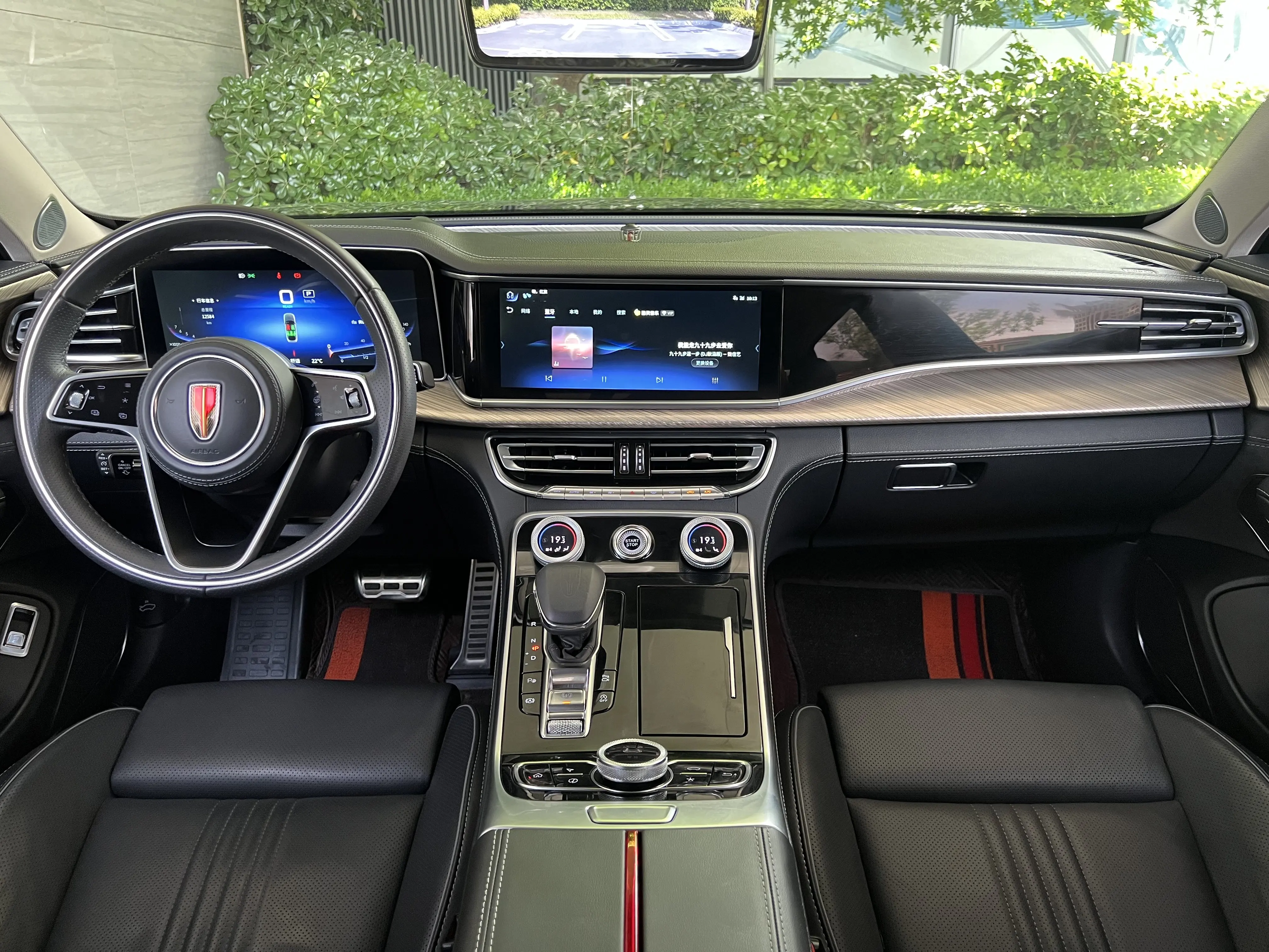 Hot selling used 2022 gasoline cars faw hongqi h9 Front-wheel drive 2.0T china cars used car hongqi h9