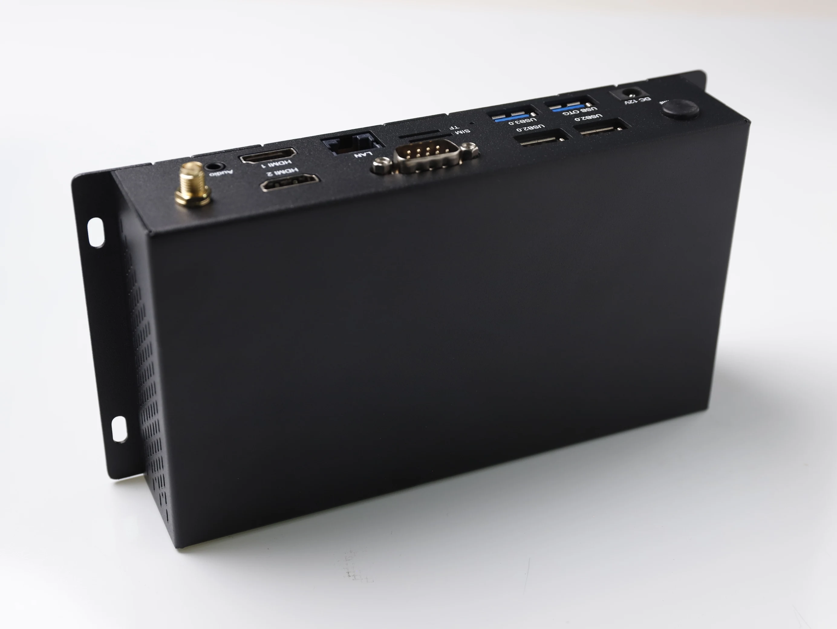 Sunchip 4K Media Player Box богатые интерфейсы металлический корпус 2K/4K RK3568 NPU Edge вычислительное устройство RS232