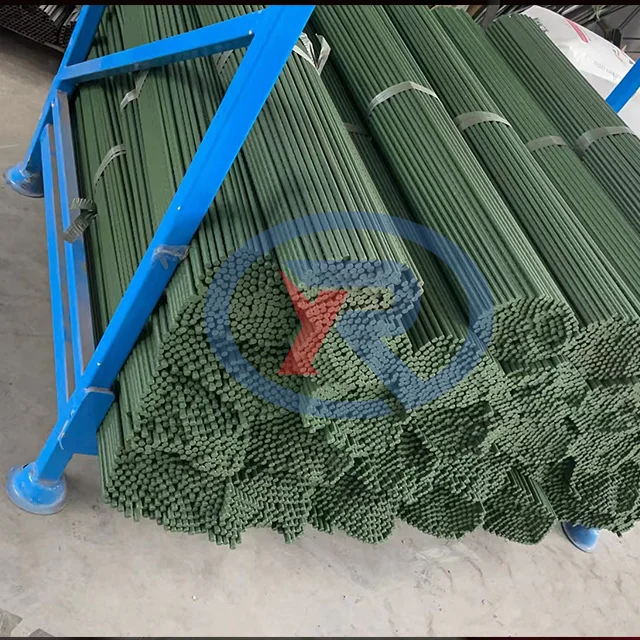 Garden PE Plastic Coated Steel Metal Plant Support Stakes For Tomato Cages