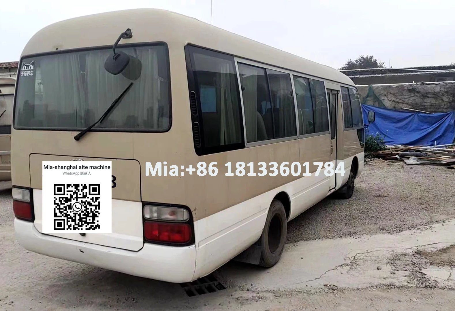 almost new condition coaster bus diesel manual 28  30 seats toyota tourist airport bus
